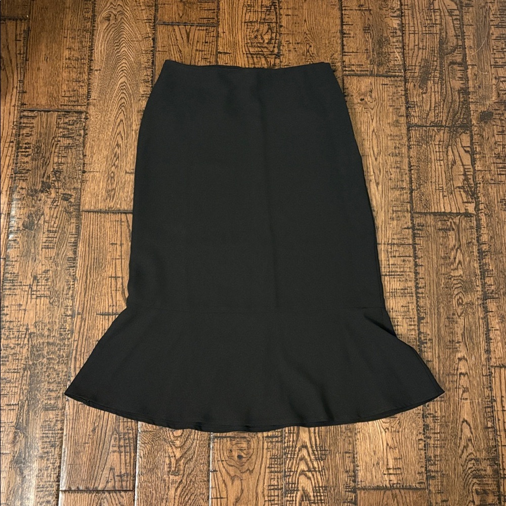 Jacob Black Ruffle-Hem Pencil Skirt
